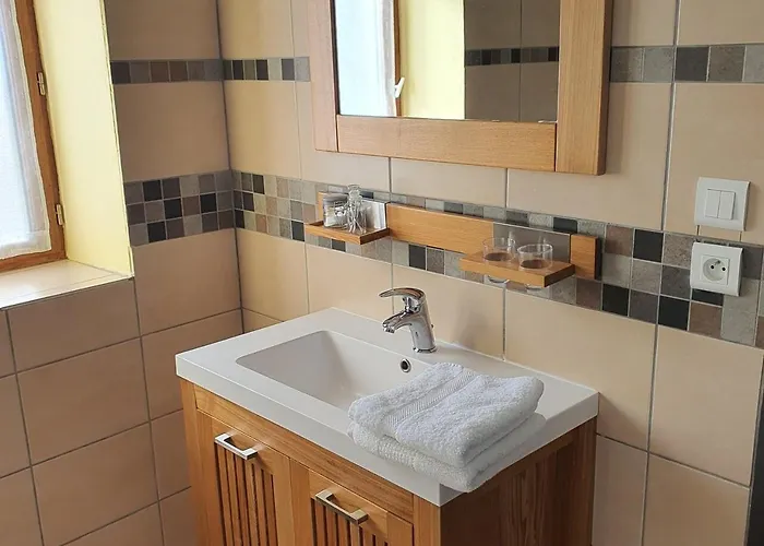 De 9 Personnes Avec Piscine *