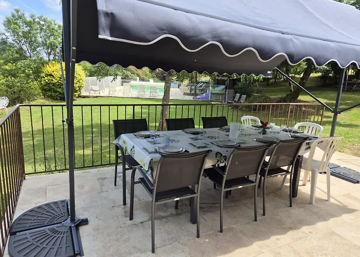 De 9 Personnes Avec Piscine *