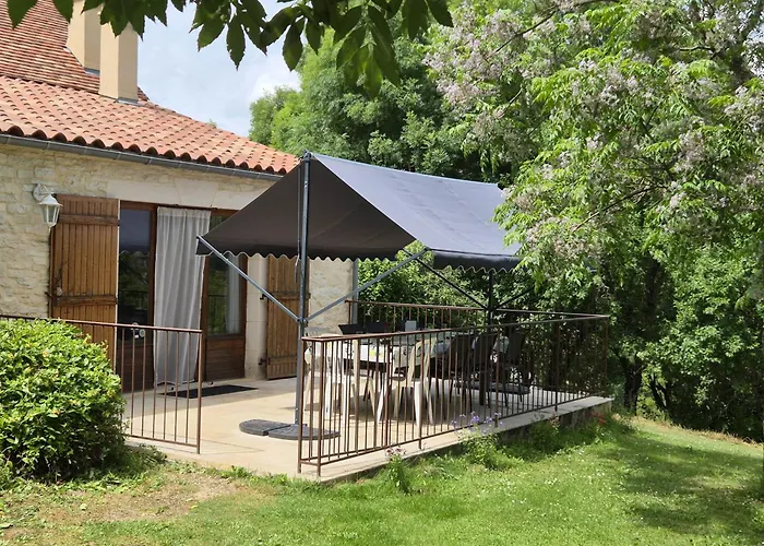 De 9 Personnes Avec Piscine Salviac