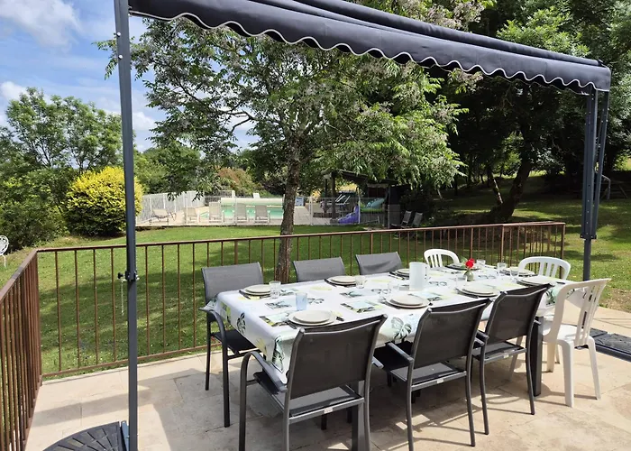 De 9 Personnes Avec Piscine Σπίτι διακοπών